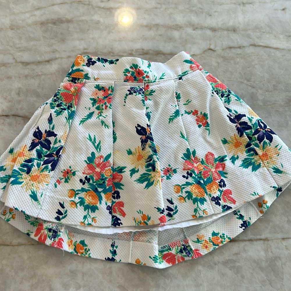 Janie & Jack Pleated floral skirt